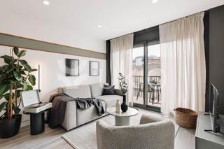 Miete Etagenwohnung  Carrer de morales. Apartamento de 3 dormitorios en les corts