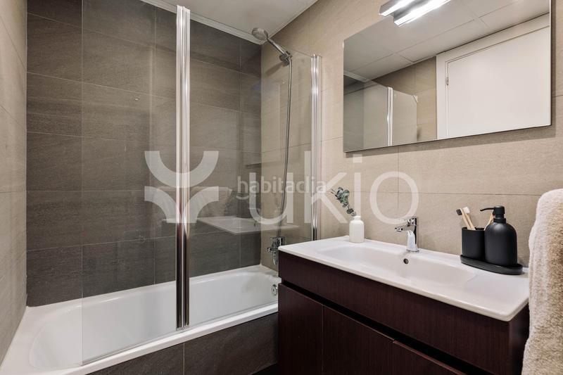 Foto bd7d60a9-a591-40ee-8c33-df05bd9b0ae5. Lloguer apartament amb calefacció piscina a Barri de les Corts Barcelona