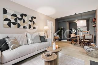 Lloguer Apartament  Carrer del perelló. Apartamento de 2 habitaciones con piscina en poblenou