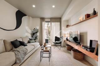 Miete Appartement  Travessera de dalt. Apartamento de 2 habitaciones con oficina en gràcia
