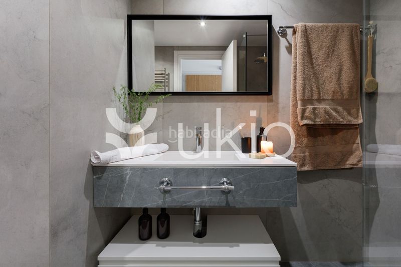 Foto 1d8631fb-76a4-4347-bc30-e86dd57b607e. Lloguer apartament a Almagro Madrid