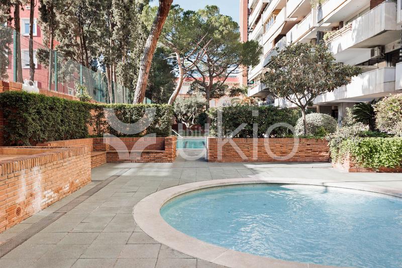 Foto 31e8eb22-4626-4bb2-ac46-e7f23a2fb6e0. Rent apartment with heating pool in Pedralbes Barcelona