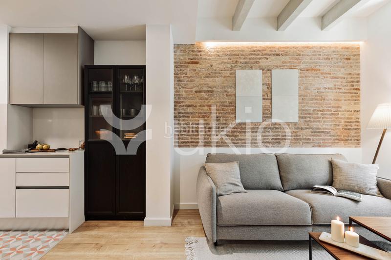 Foto 3c3f32d0-4ede-468e-bc68-5ee0f1926ef1. Alquiler apartamento  1 habitación en eixample esquerra en Barcelona