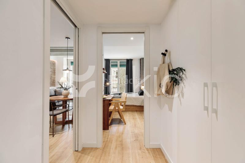 Foto 74e2c2c6-5acd-40df-9bb1-0e316d363982. Alquiler apartamento  1 habitación en eixample esquerra en Barcelona