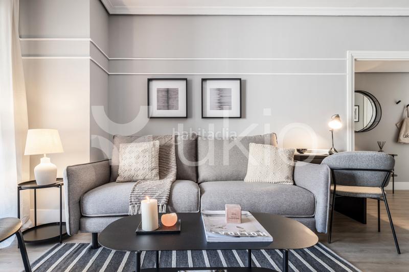 Foto cb2128bc-d48e-43e3-aa34-954232fbab27. Rent apartment with heating in Castillejos-Cuzco Madrid