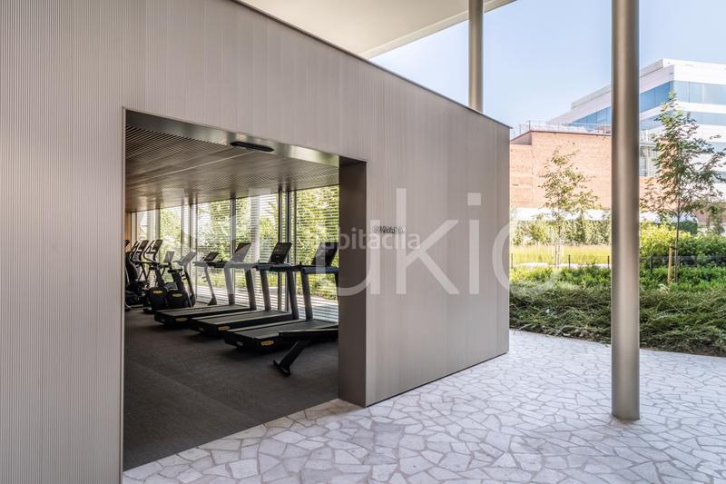 Foto ded8e436-033b-497d-8b1d-be05945db140. Alquiler apartamento  1 habitación con gimnasio, piscina comunitaria en Ciudad Jardín en Madrid