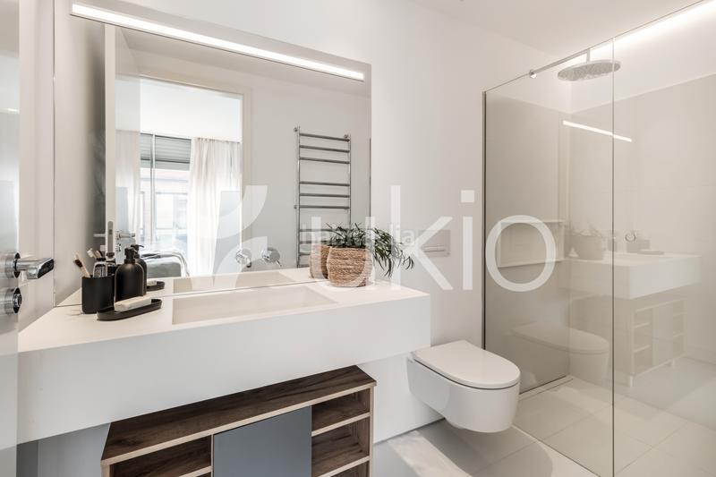 Foto 90ec4916-42d3-4424-bc39-bdae77d81db6. Lloguer apartament amb calefacció piscina a Ciudad Jardín Madrid