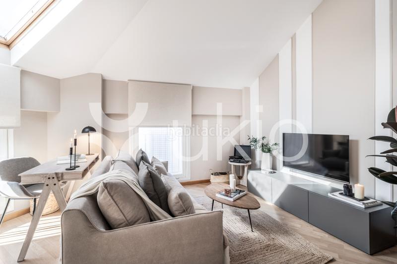 Foto 489b690a-fc8c-41d0-99a7-3ea3e1b2ffa9. Alquiler apartamento  2 dormitorios con piscina en Madrid