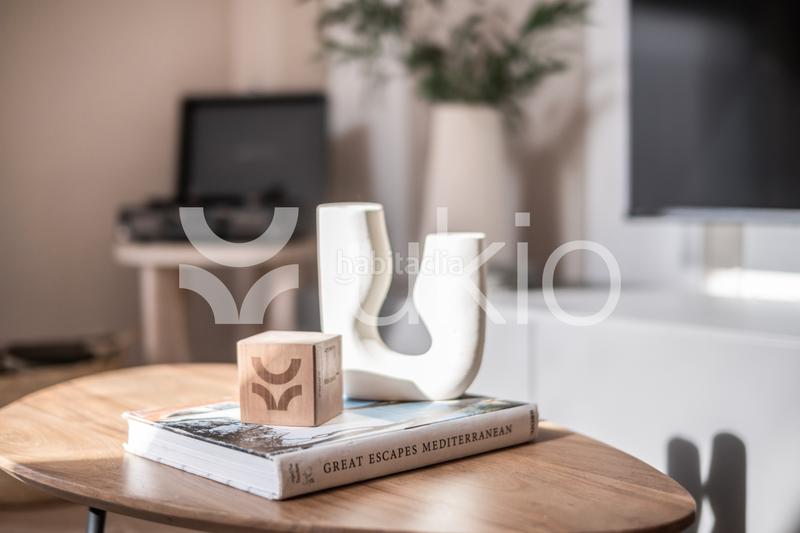 Foto 8912b18f-ca1f-463c-8ce0-ba60569e635b. Alquiler apartamento  2 dormitorios con piscina en Madrid