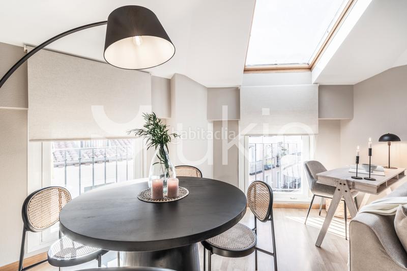 Foto f845945c-644b-4461-9aaa-d6b869f347b9. Alquiler apartamento  2 dormitorios con piscina en Madrid