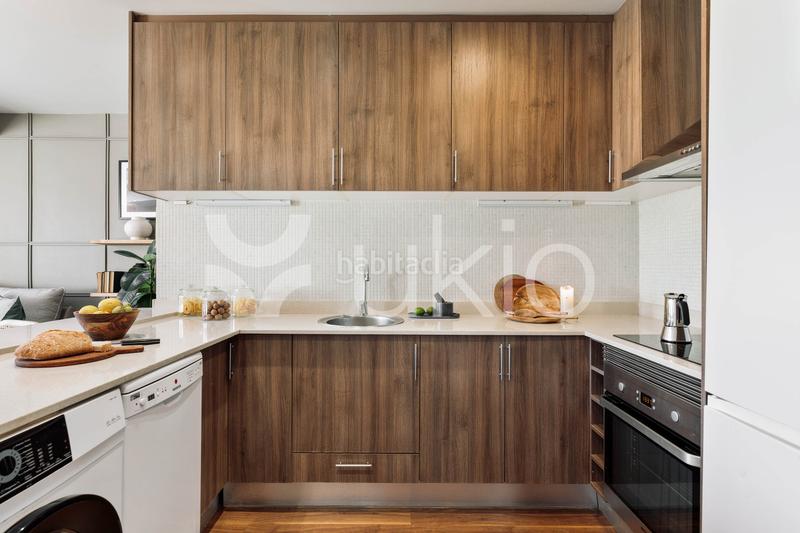 Foto 39abd5ce-87e8-4be8-87d8-30040b941a60. Lloguer apartament amb calefacció a La Nova Esquerra de l´Eixample Barcelona