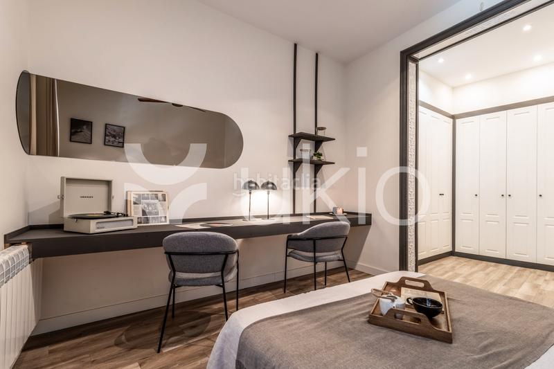 Foto 68491806-65d9-4639-b62d-1bc29ca24fa2. Alquiler apartamento  de 4 habitaciones en chueca en Madrid