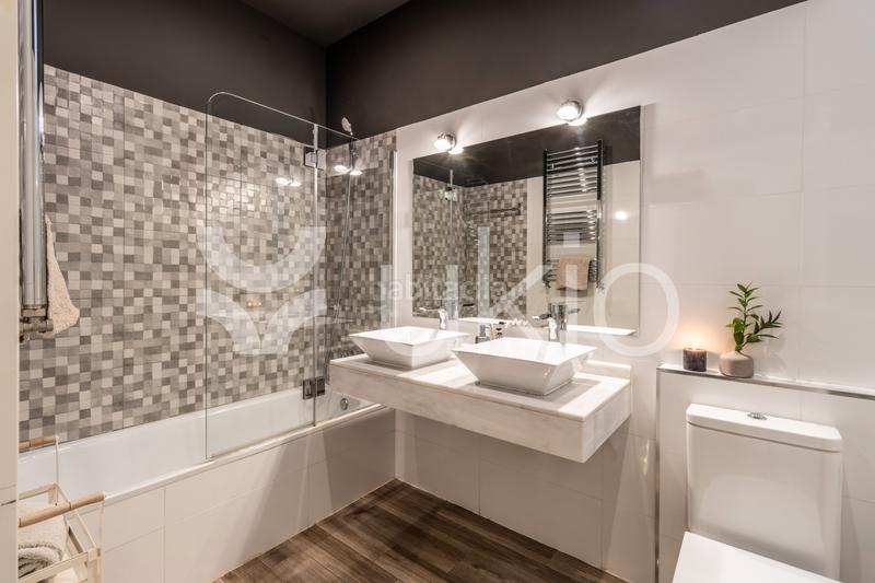 Foto 0ddb8ead-93e2-4757-b2d0-8ef6bdf671a8. Rent apartment with heating in Justicia-Chueca Madrid