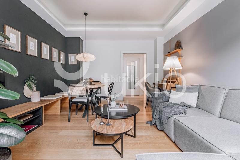 Foto 0791fd74-18f2-4cb5-bf57-5e46f404d59a. Location appartement avec chauffage dans Recoletos Madrid