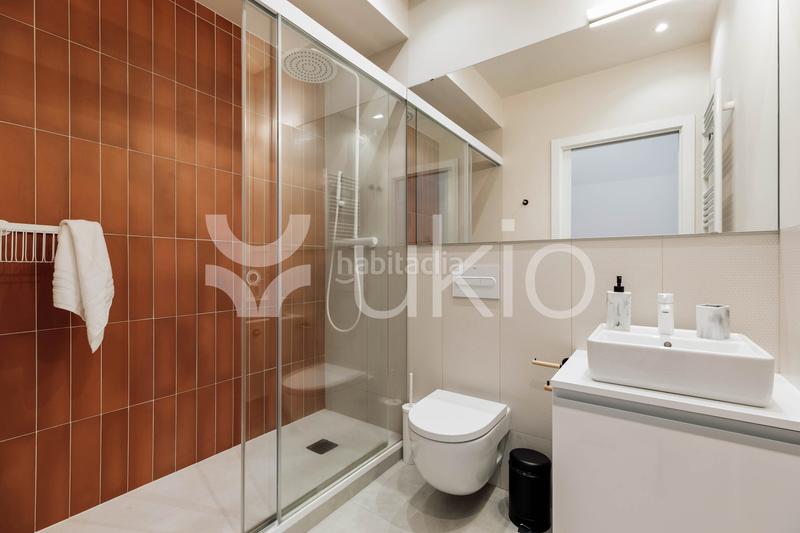 Foto 1765c454-ef8e-49b5-a7a0-52435cdb35f6. Alquiler apartamento  de 2 dormitorios en eixample dreta en Barcelona