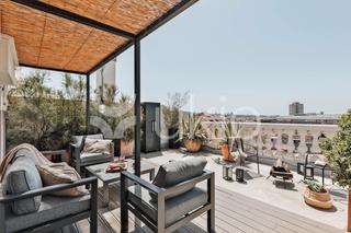 Alquiler Apartamento  Carrer de balmes. Apartamento de 2 habitaciones con terraza en eixample