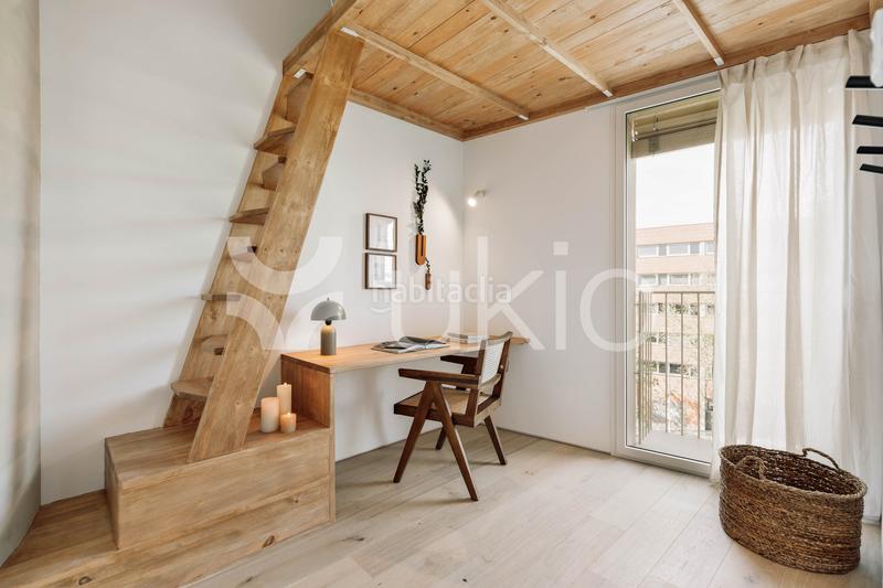 Foto 04f27006-7bbd-4c9f-bd3b-5a1355044472. Alquiler apartamento  2 habitaciones con terraza en Poblenou en Barcelona