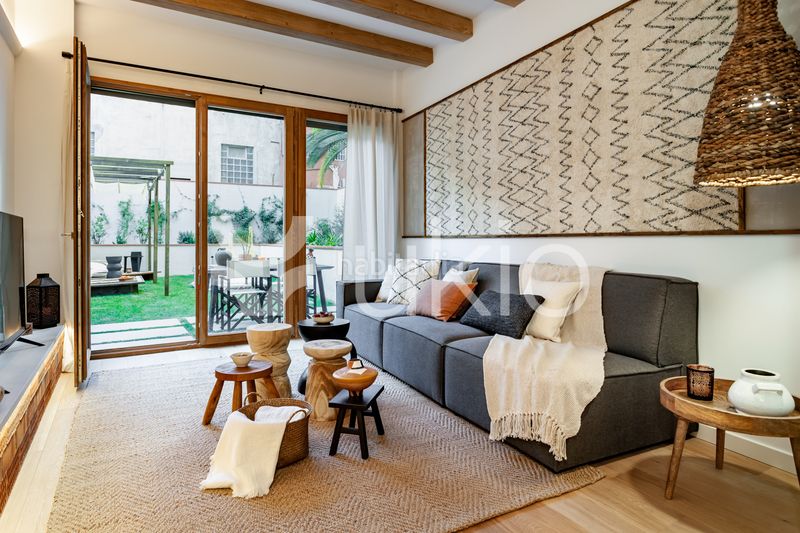 Foto 1edca350-a731-4a21-8881-f544216d63c9. Alquiler apartamento  de 2 dormitorios con piscina y jardín en gracia en Barcelona