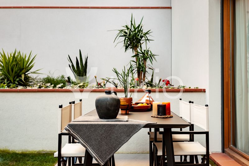 Foto a5911671-4582-43d9-96c8-4ee55c0b0401. Alquiler apartamento  de 2 dormitorios con piscina y jardín en gracia en Barcelona