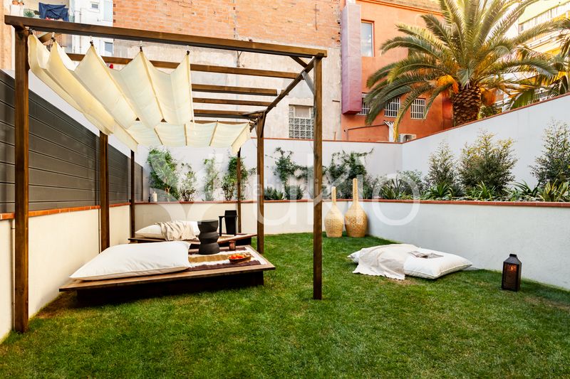 Foto da04aea0-a58b-4f6c-bb74-74c2bde63fdb. Alquiler apartamento  de 2 dormitorios con piscina y jardín en gracia en Barcelona