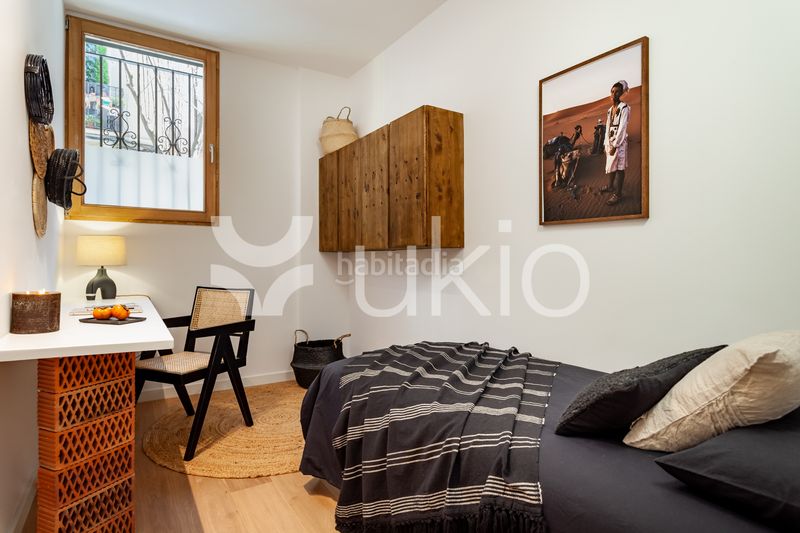 Foto e764b0fe-315e-4fa8-bc3b-e6216990cc38. Alquiler apartamento  de 2 dormitorios con piscina y jardín en gracia en Barcelona
