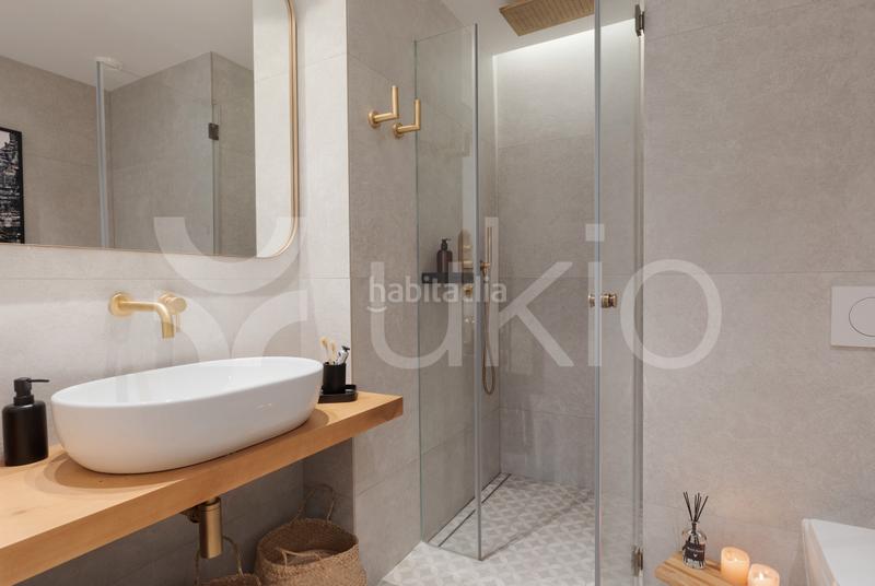 Foto 50e3373e-0eb0-4200-ab42-2dc01cb3ab68. Rent apartment with heating pool in Vila de Gràcia Barcelona