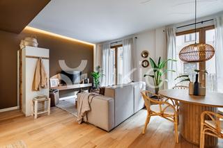 Location Appartement  Carrer de josep torres. Apartamento de dos dormitorios con piscina en gracia