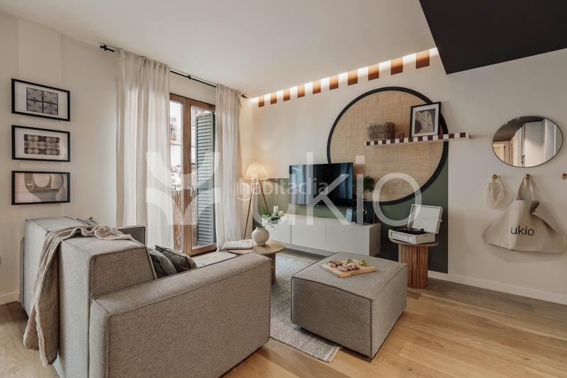 Foto ce4b67b3-0771-4eb8-91a0-e71425976965. Location appartement avec chauffage parking piscine dans Barcelona