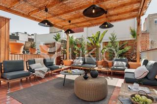 Location Appartement  Carrer de josep torres. Apartamento de 2 dormitorios con piscina en gracia