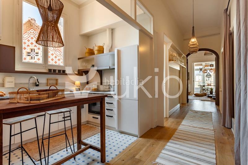 Foto dfeac4aa-29ff-4024-b4dc-d43ae58d6189. Alquiler apartamento  de 2 habitaciones en calle balmes en Barcelona