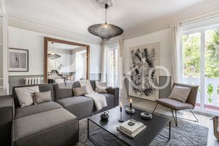 Miete Appartement  Calle de luchana. Apartamento de 4 dormitorios con oficina en trafalgar