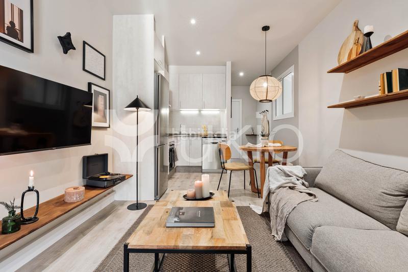 Foto a838d1e7-e59a-4ed5-a1e3-37974a9ef1f9. Miete studiowohnung mit heizung in La Nova Esquerra de l´Eixample Barcelona