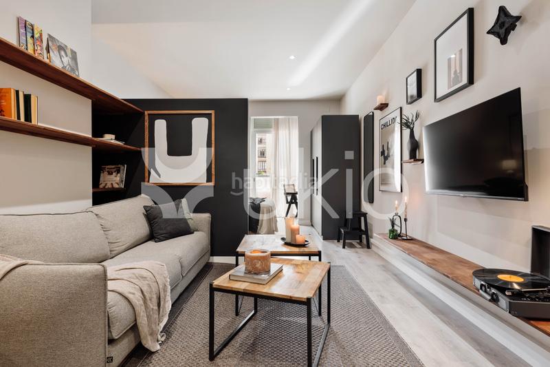 Foto c876a3cb-b6de-40c6-a62a-6cae5e0cbdcc. Miete studiowohnung mit heizung in La Nova Esquerra de l´Eixample Barcelona