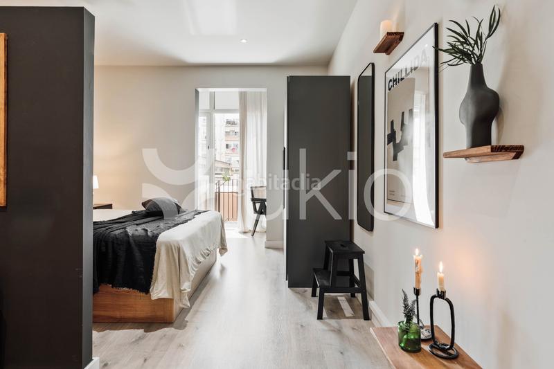 Foto 2c1432b3-c5fc-482d-811c-60a8c8e4f378. Rent studio with heating in La Nova Esquerra de l´Eixample Barcelona