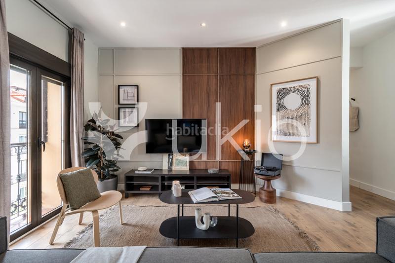 Foto 79e72913-78fa-4e79-b036-321f6e8aa789. Alquiler apartamento  2 dormitorios en centro en Madrid