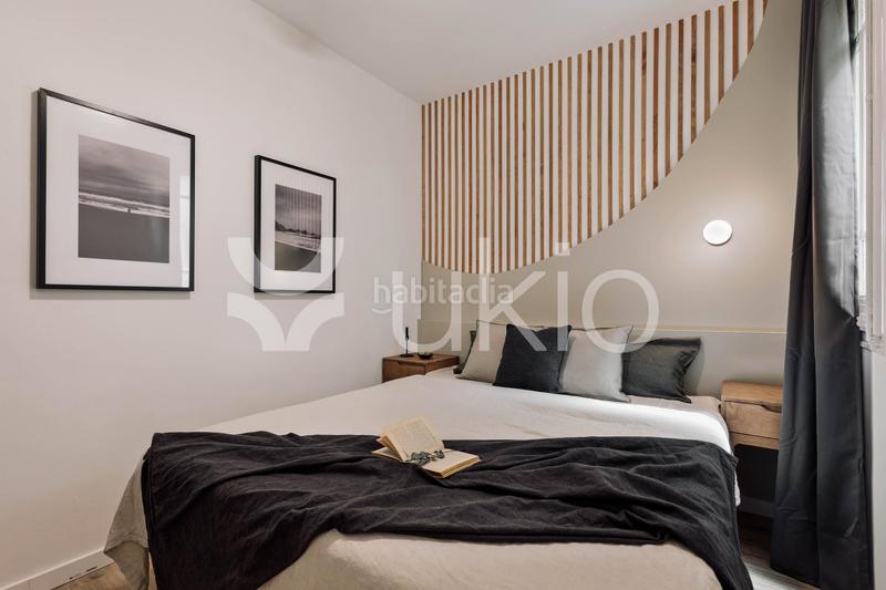 Foto 25dcdf50-6a8c-4a26-99b6-7622e2e17db7. Alquiler apartamento  de 3 habitaciones con en gràcia en Barcelona