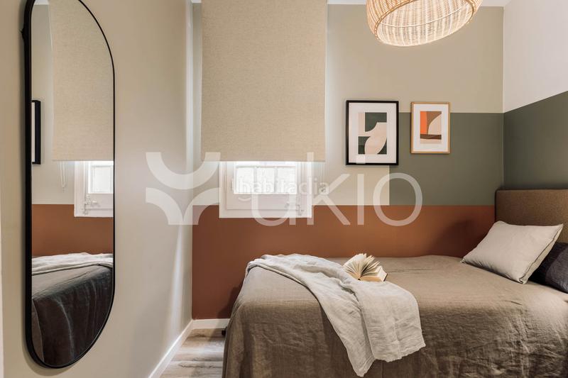 Foto b46ac4c7-cf70-4f9c-a816-8c31b3db0be8. Alquiler apartamento  de 3 habitaciones con en gràcia en Barcelona