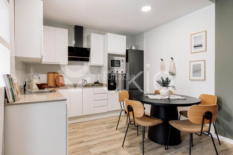 Foto f351d52c-144a-4e30-a109-8885e926aeec. Alquiler apartamento  de 3 habitaciones con en gràcia en Barcelona