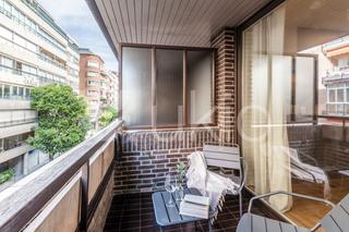 Alquiler Apartamento  Calle de núñez de balboa. Apartamento de 2 dormitorios en salamanca