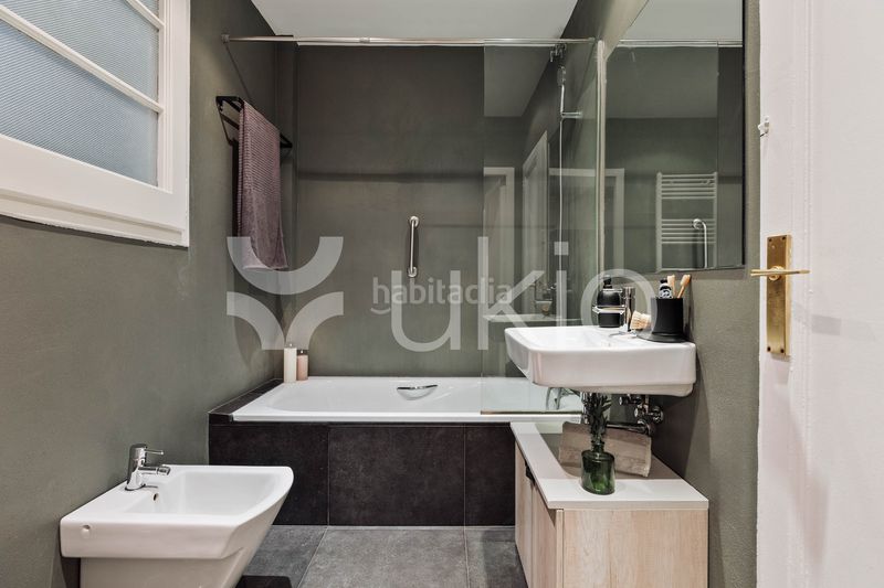 Foto b6bbb382-840e-45d3-8edd-2429295f08f9. Location appartement avec chauffage dans L´Antiga Esquerra de l´Eixample Barcelona
