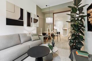 Alquiler Apartamento  Carrer de floridablanca. Apartamento de 1 dormitorio con balcón en sant antoni
