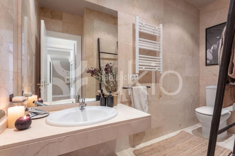 Foto 124d6293-1bce-4cd8-8aa3-277b212f5b6e. Alquiler apartamento  de 1 dormitorio con balcón en azca en Madrid