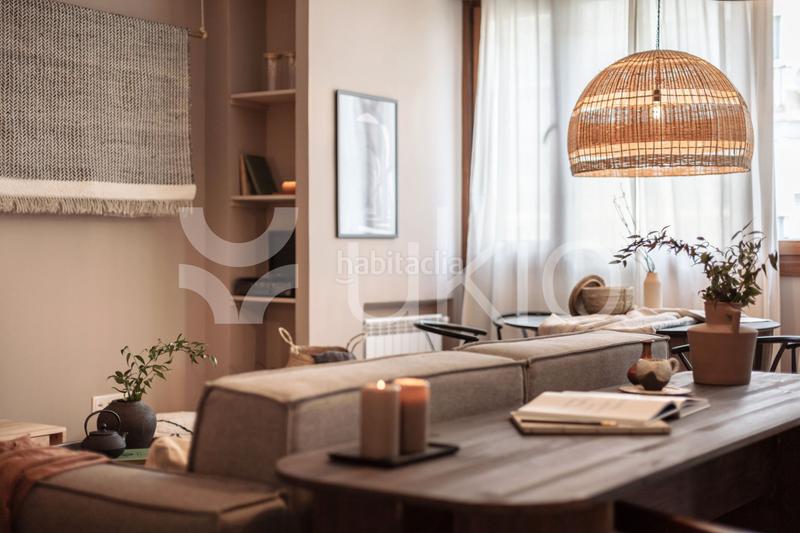 Foto 3bf1db2d-799f-4915-9077-30cd6cd4ace3. Alquiler apartamento  de 1 dormitorio con balcón en azca en Madrid