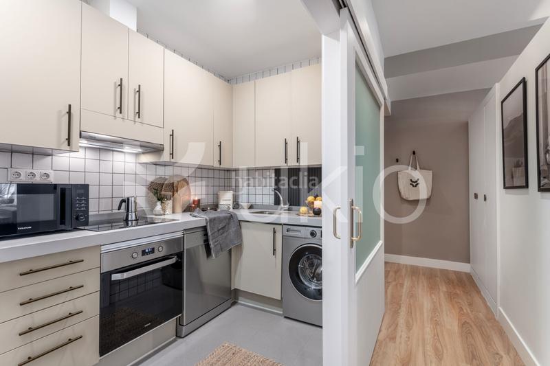 Foto 97722d19-00e1-4fd3-8e69-a6ed22ab409e. Alquiler apartamento  de 1 dormitorio con balcón en azca en Madrid