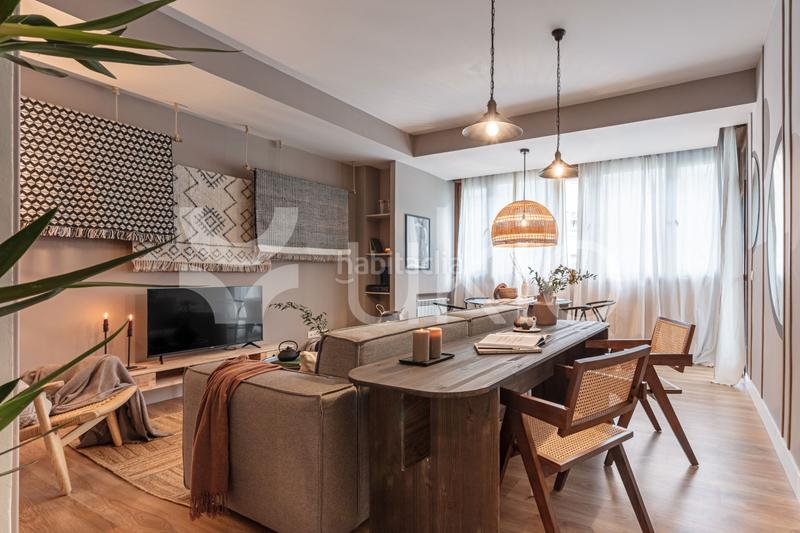 Foto f5235f4a-6f03-4b94-86f0-03ec6f2cb04b. Alquiler apartamento  de 1 dormitorio con balcón en azca en Madrid