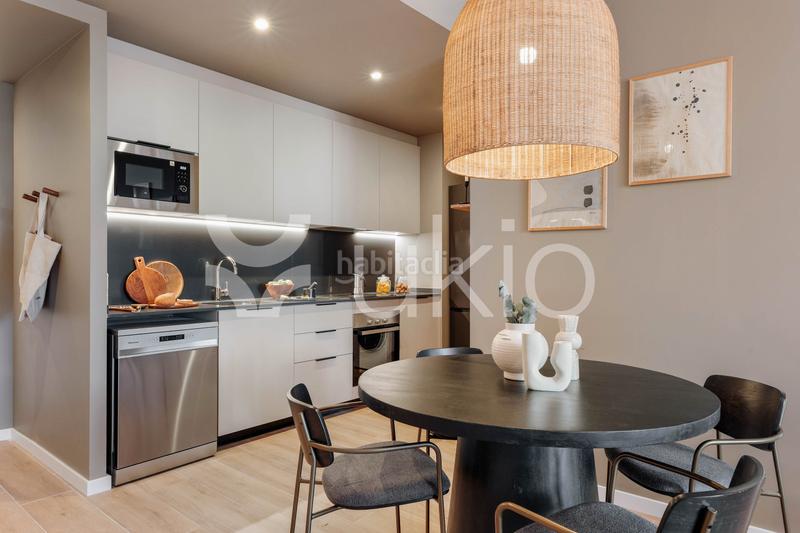 Foto 53d37524-df0c-4149-9935-12f848d51194. Alquiler apartamento  de 2 habitaciones con en Sant Antoni en Barcelona