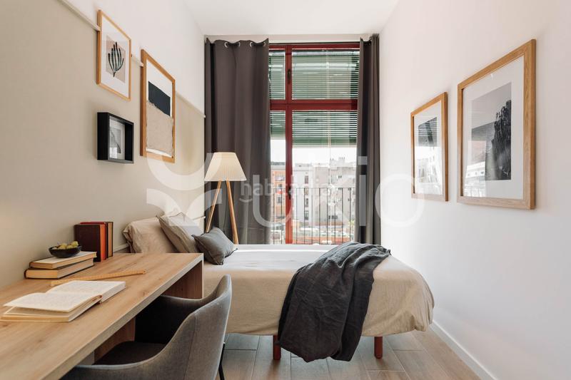 Foto 54d093aa-7550-49bd-9500-71978707d445. Alquiler apartamento  de 2 dormitorios en Sant Antoni en Barcelona