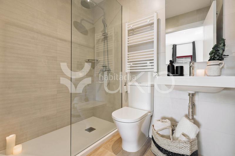 Foto fc62074a-6b33-4e31-9af0-aed6f7ce4e0d. Lloguer apartament amb calefacció a Sant Antoni Barcelona