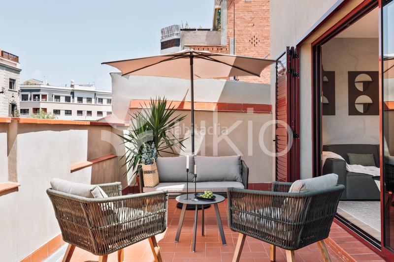 Foto f953bedb-5250-4187-b728-f02d35cba498. Lloguer apartament amb calefacció a Sant Antoni Barcelona