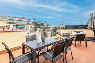 Miete Appartement  Calle de luchana. Ziggy - 3 dormitorios y terraza y balcón en trafalgar